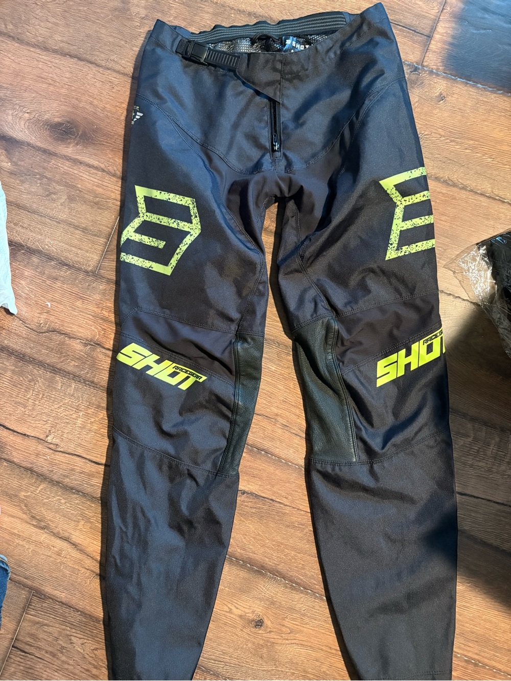 SHOT Motorcycle/Dirt Bike Motocross Pants Black Yellow